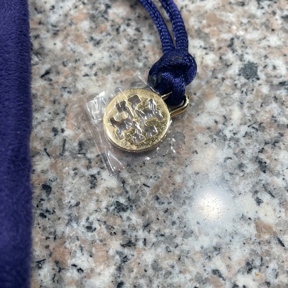 Tory Burch Tortoiseshell Cuff Bracelet - Picture 7 of 7